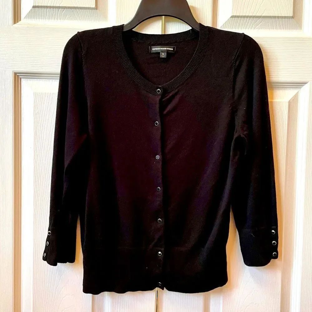 BLACK EXPRESS CARDIGAN SWEATER SIZE MEDIUM EUC